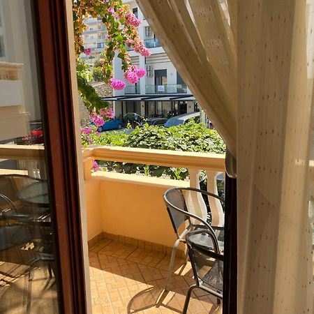 Dragovoja Lux Apartments & Rooms 乌尔齐尼 外观 照片