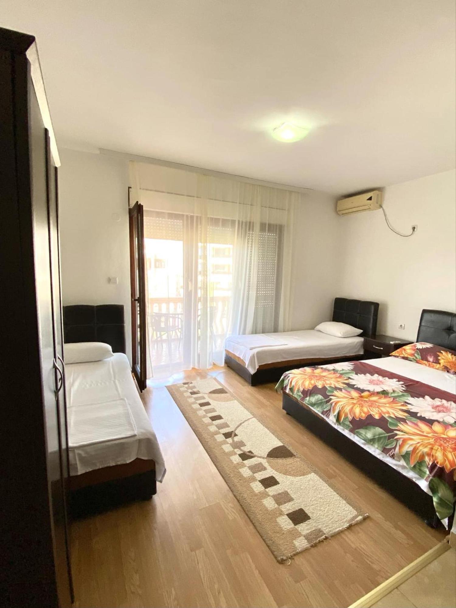 Dragovoja Lux Apartments & Rooms 乌尔齐尼 外观 照片