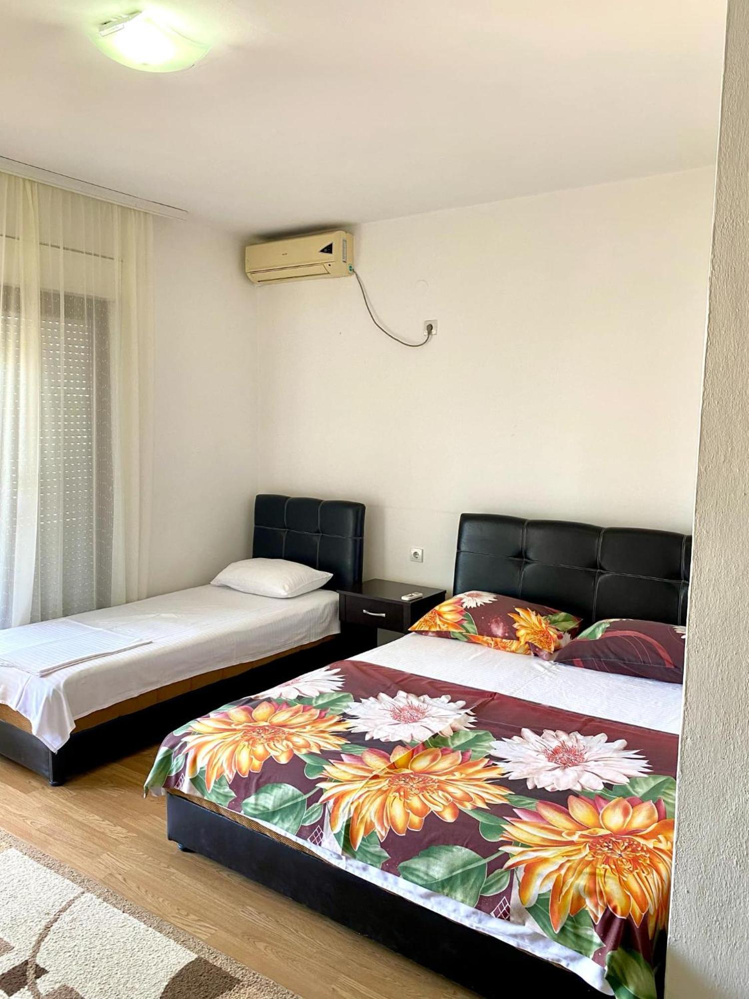 Dragovoja Lux Apartments & Rooms 乌尔齐尼 外观 照片