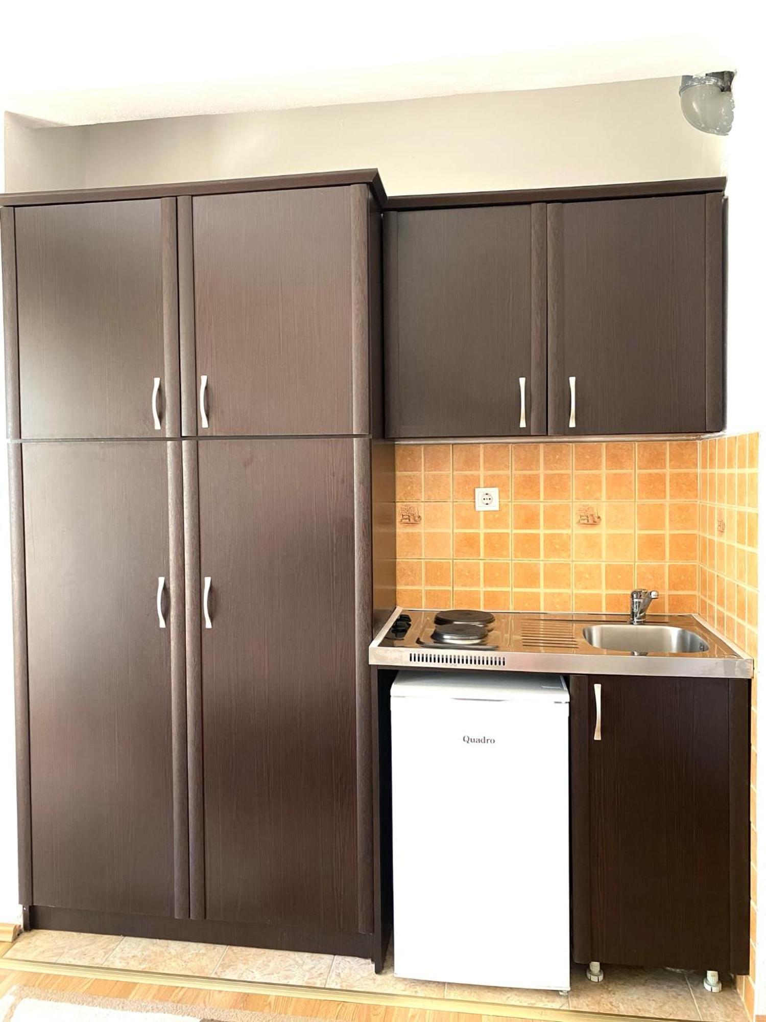 Dragovoja Lux Apartments & Rooms 乌尔齐尼 外观 照片