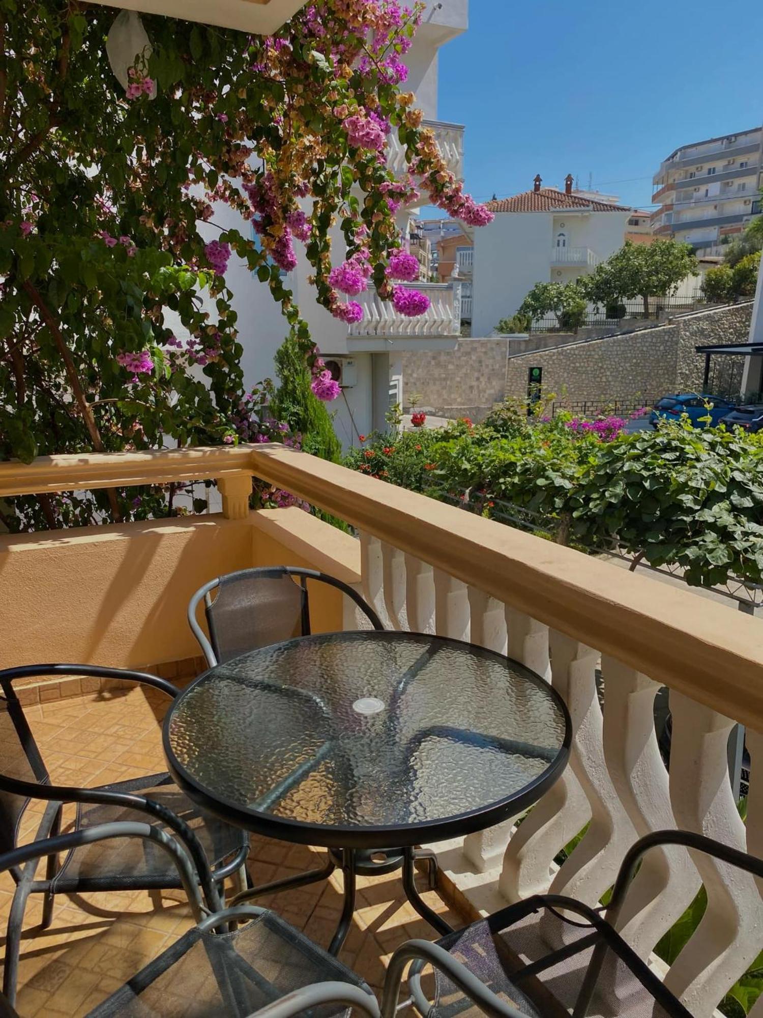 Dragovoja Lux Apartments & Rooms 乌尔齐尼 外观 照片