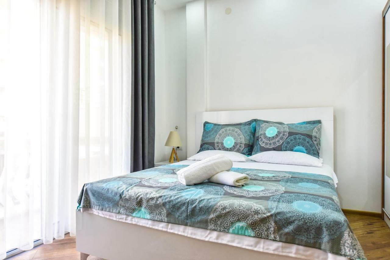 Dragovoja Lux Apartments & Rooms 乌尔齐尼 外观 照片