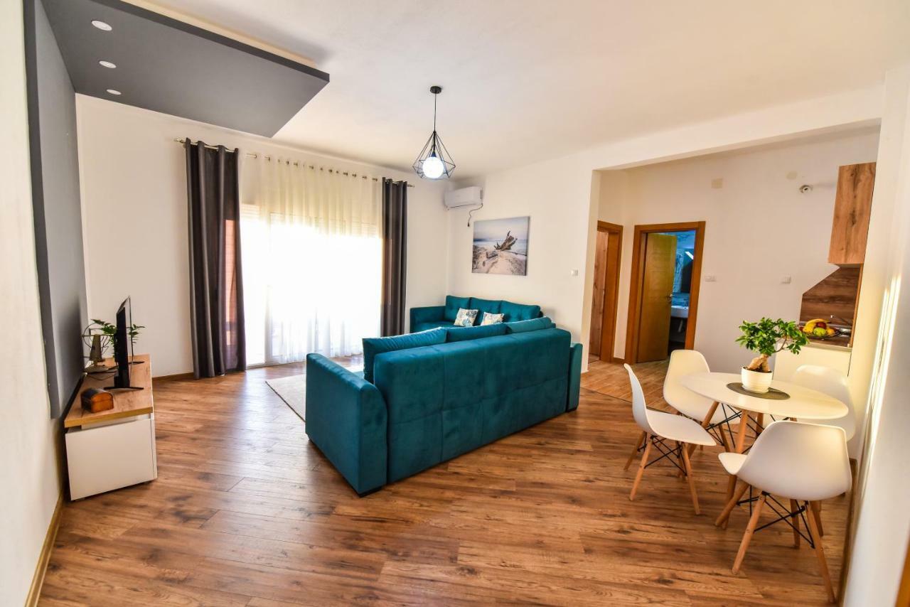 Dragovoja Lux Apartments & Rooms 乌尔齐尼 外观 照片